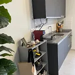 T1 Com Patio פורטימאו