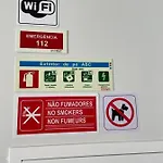 T1 Com Patio דירה פורטימאו